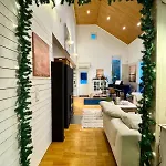 וילה Artists House רובניימי