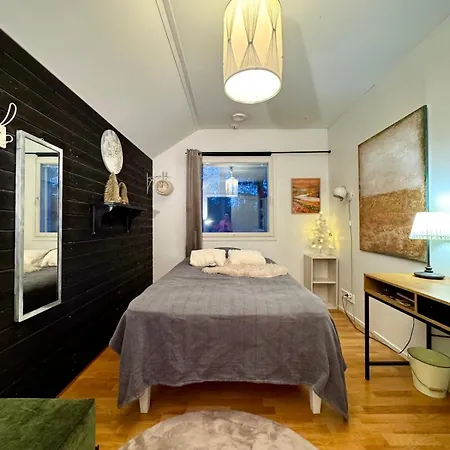 Artists House Villa *