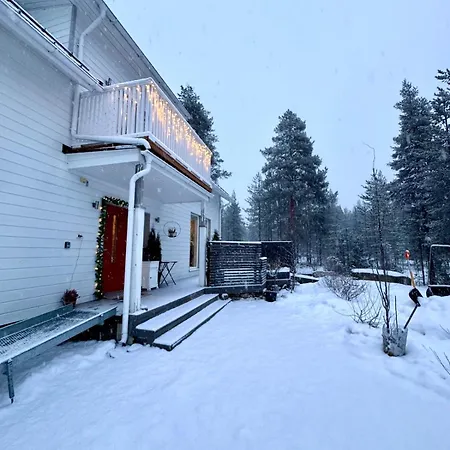 Huvilat Artists House *