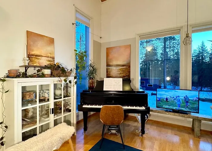 Artists House * רובניימי