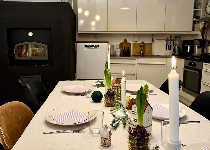 Artists House * רובניימי