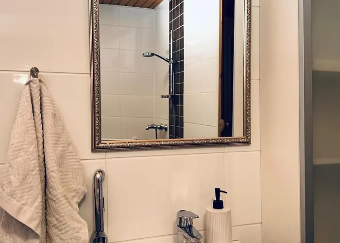 Huvilat Artists House *